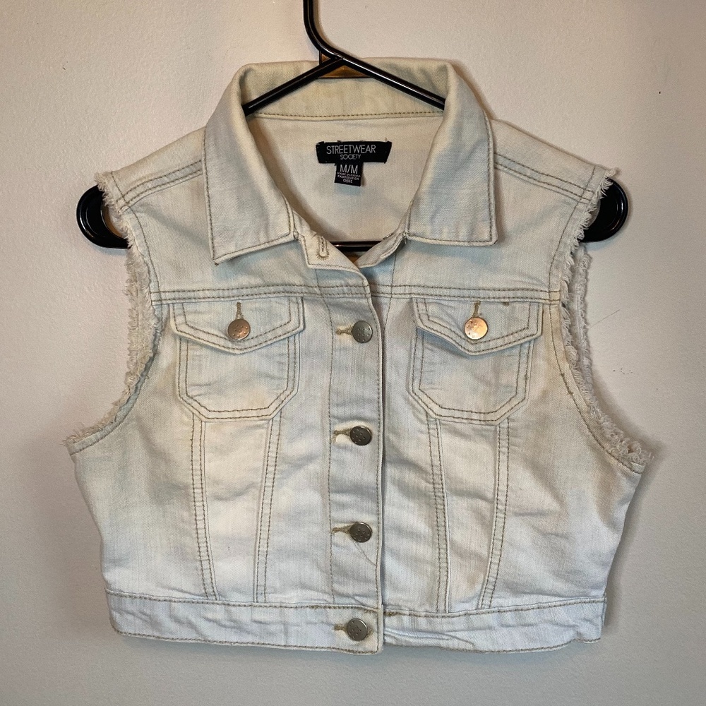 Cropped Acid Wash Jean Jacket - Medium